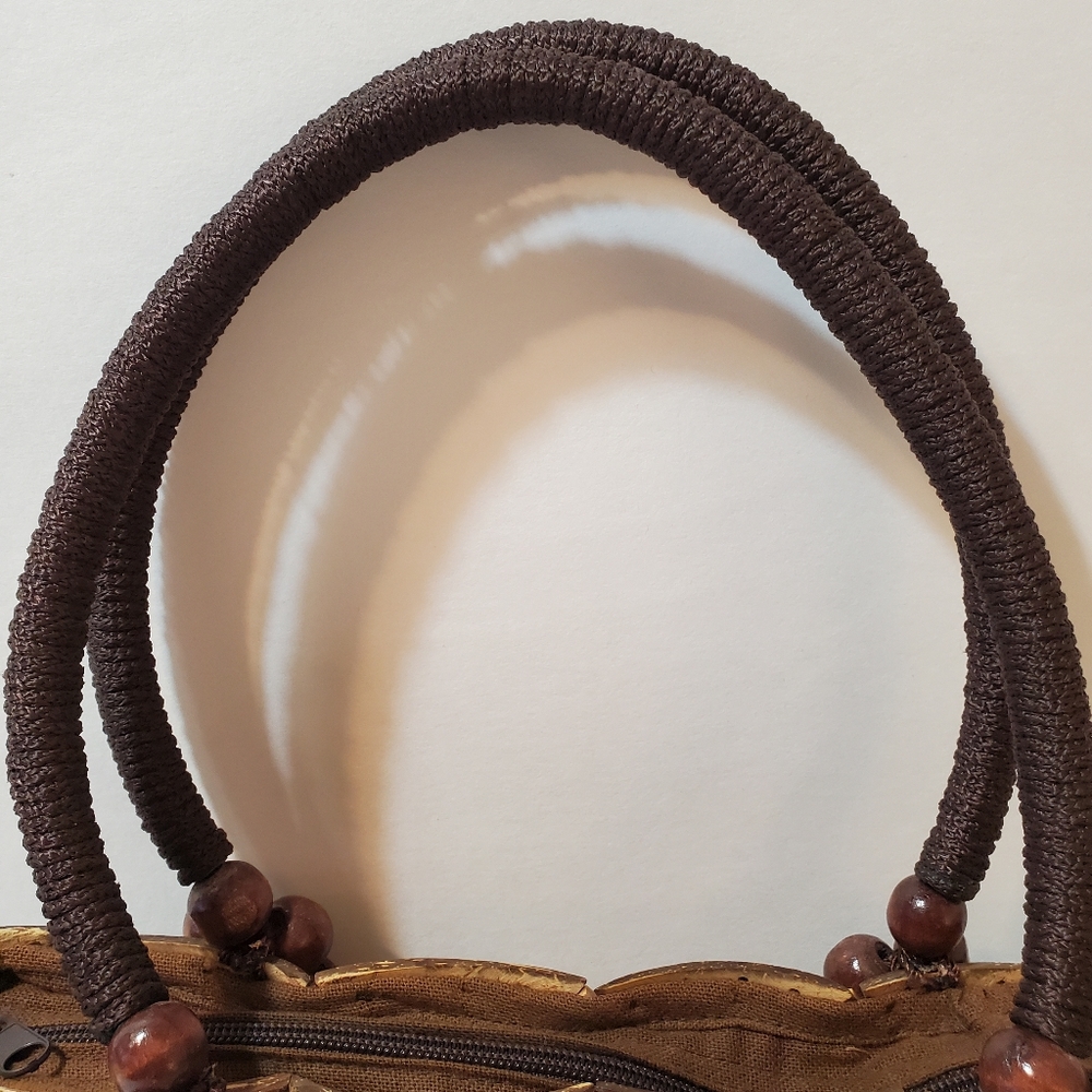Handcrafted Coconut Shell Handbag - Picture 4 of 14